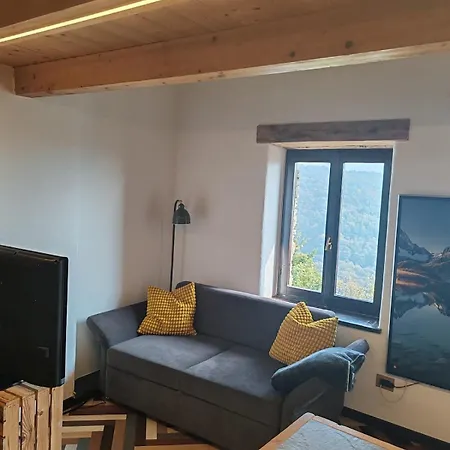 La Montagne Enchantee Apartment *